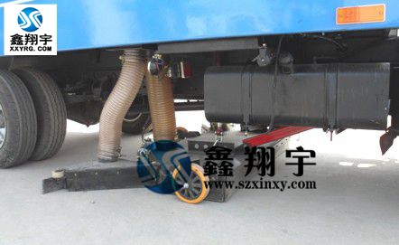進口工業（yè）軟管（guǎn）彈性好耐磨（mó）損性強用於掃（sǎo）地（dì）車